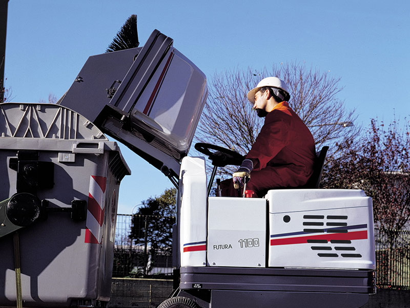 Dulevo 1100 dust collector machine