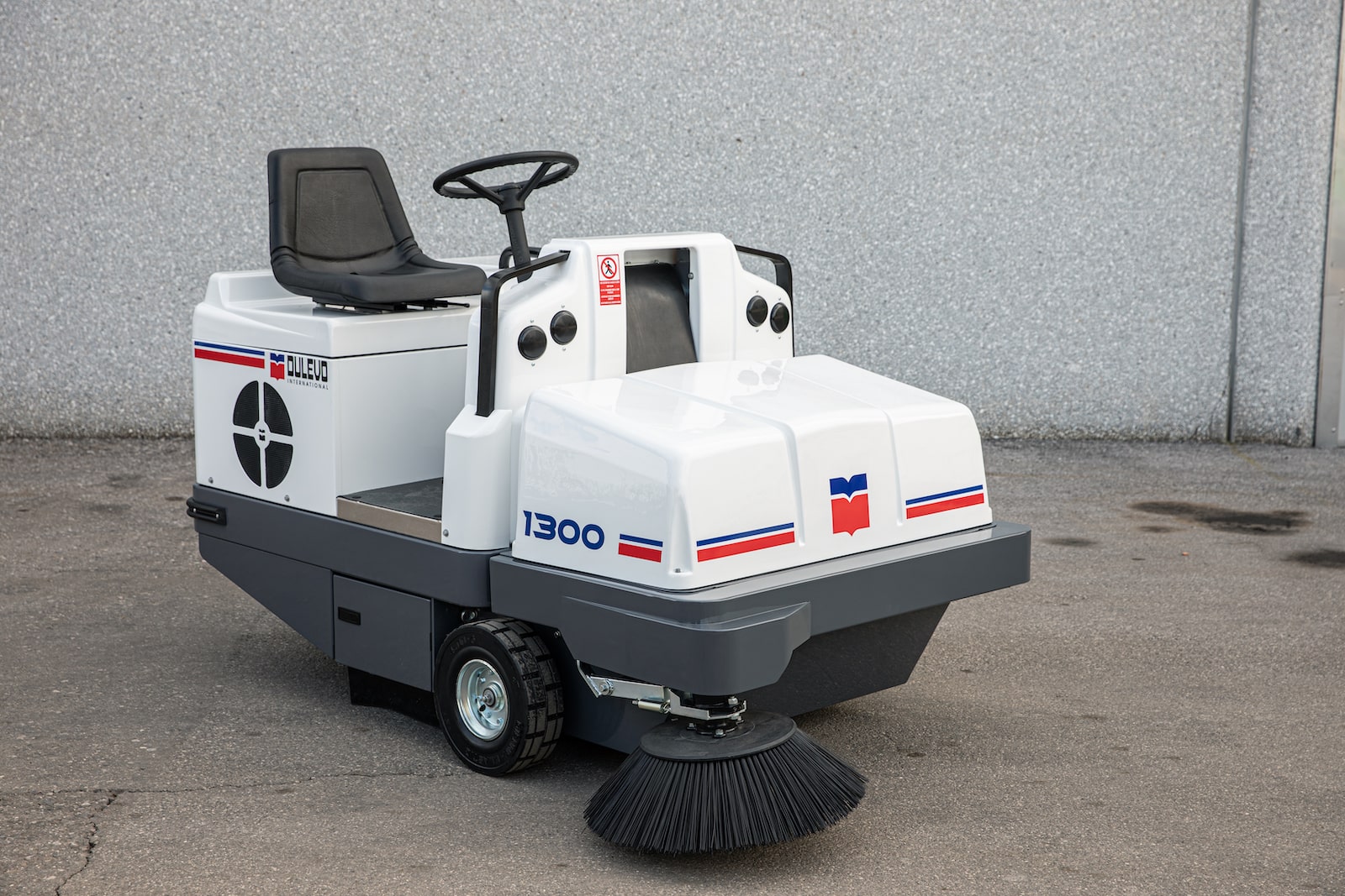 Dulevo 1300 Heavy-Duty Industrial Sweeper
